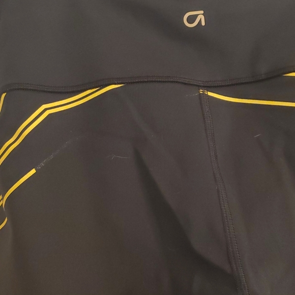 Gapfit DC wonderwoman leggings - Picture 3 of 4